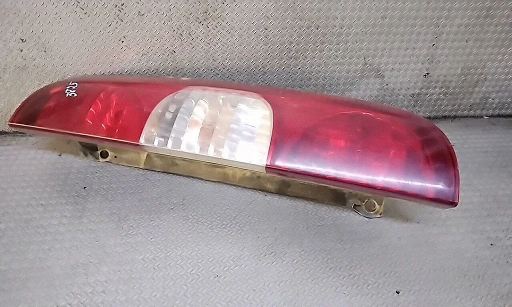 Tagatuli keres 20110748 – Fiat Doblo (2000-2009)