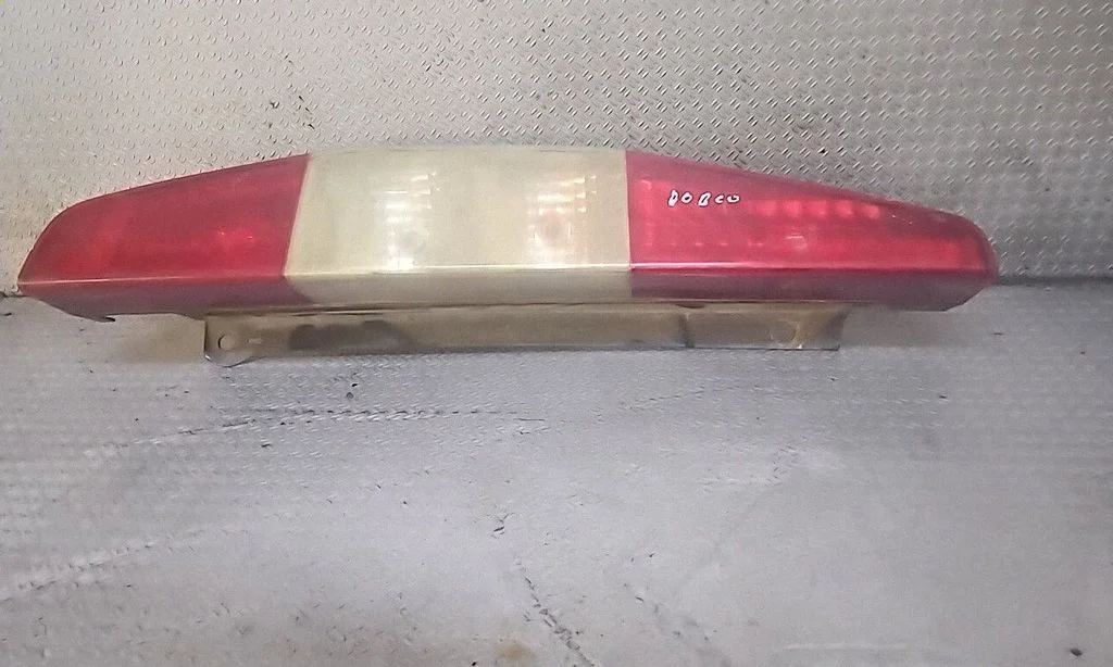 Tagatuli keres – Fiat Doblo (2000-2009), vasak