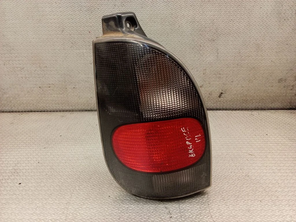 Rear/tail lights – Renault Espace III (1997-2003)