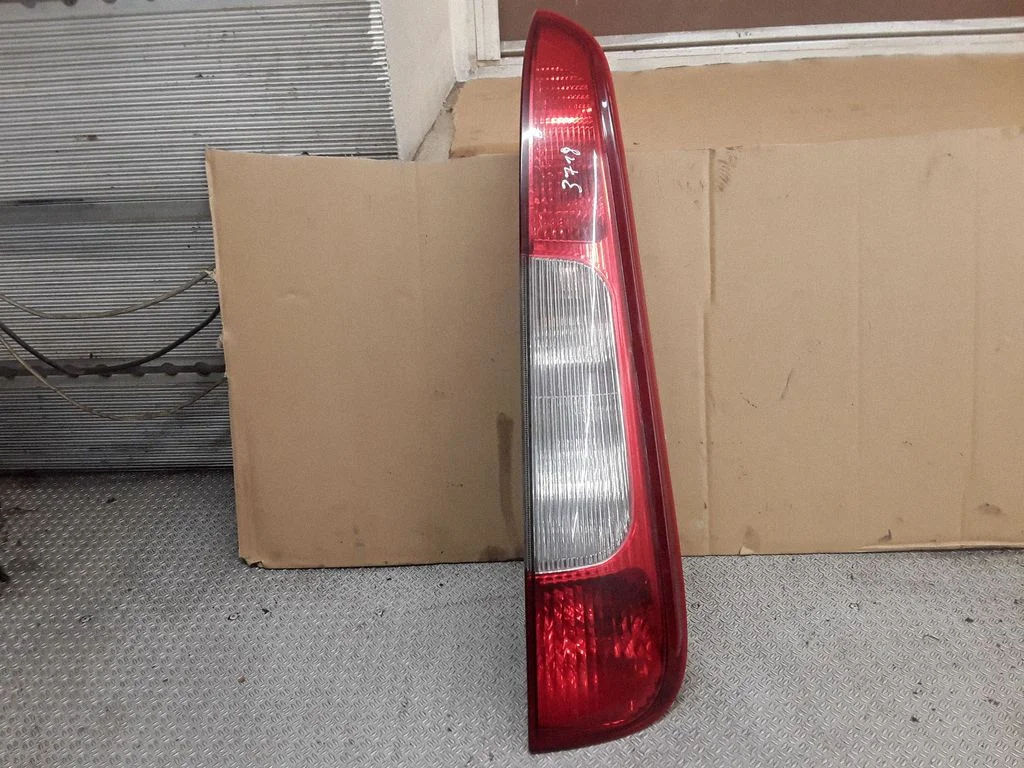 Rear/tail lights – Ford Focus C-MAX (2003-2010)
