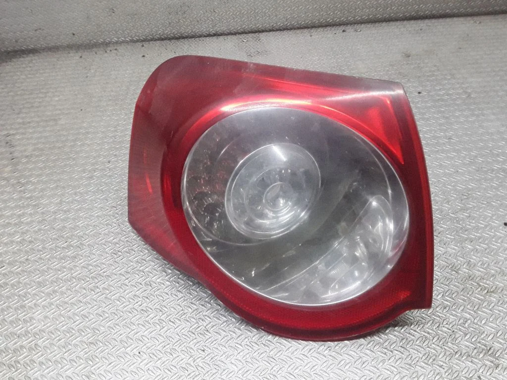 Rear/tail lights – Volkswagen Passat B6 (2005-2010)