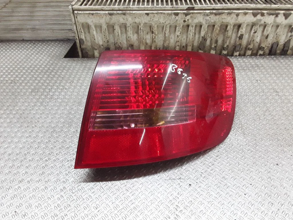 Rear/tail lights – Audi A6 Allroad C6 (2006-2011)