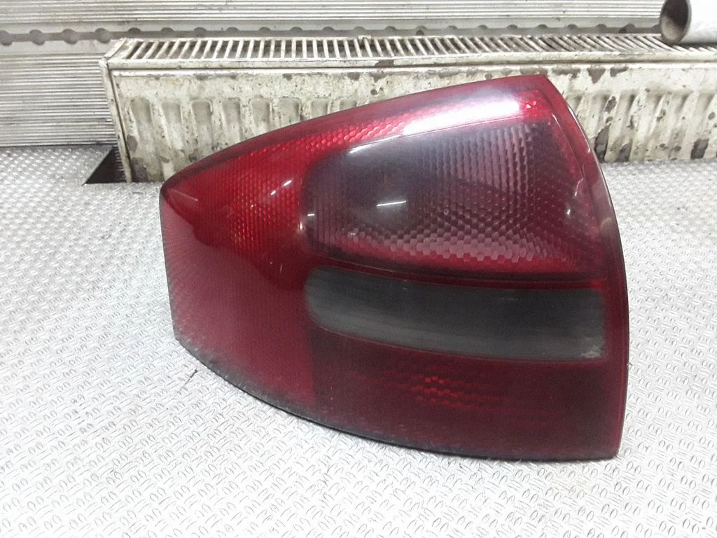 Rear/tail lights – Audi A6 S6 C5 4B (1997-2005)