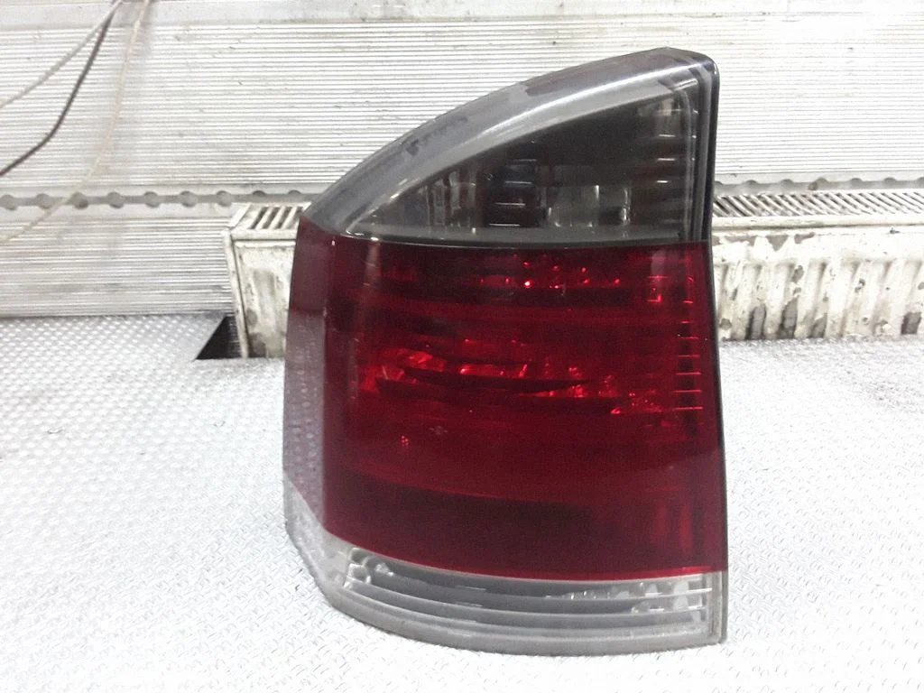 Rear/tail lights – Opel Vectra B (1996-2002)
