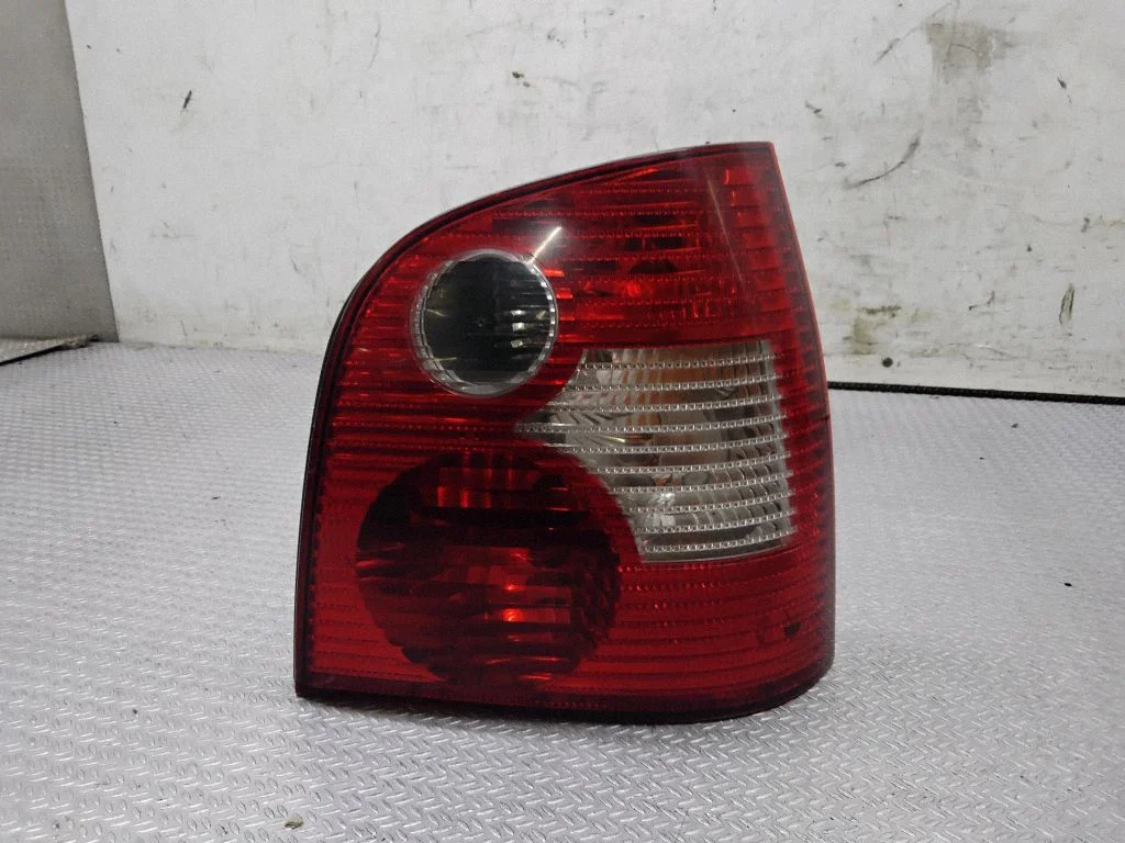 Rear/tail lights – Volkswagen Polo (2002-2005)