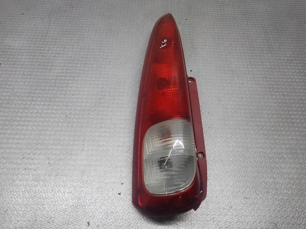 Tagatuli keres – Chevrolet Rezzo (2000-2011), vasak