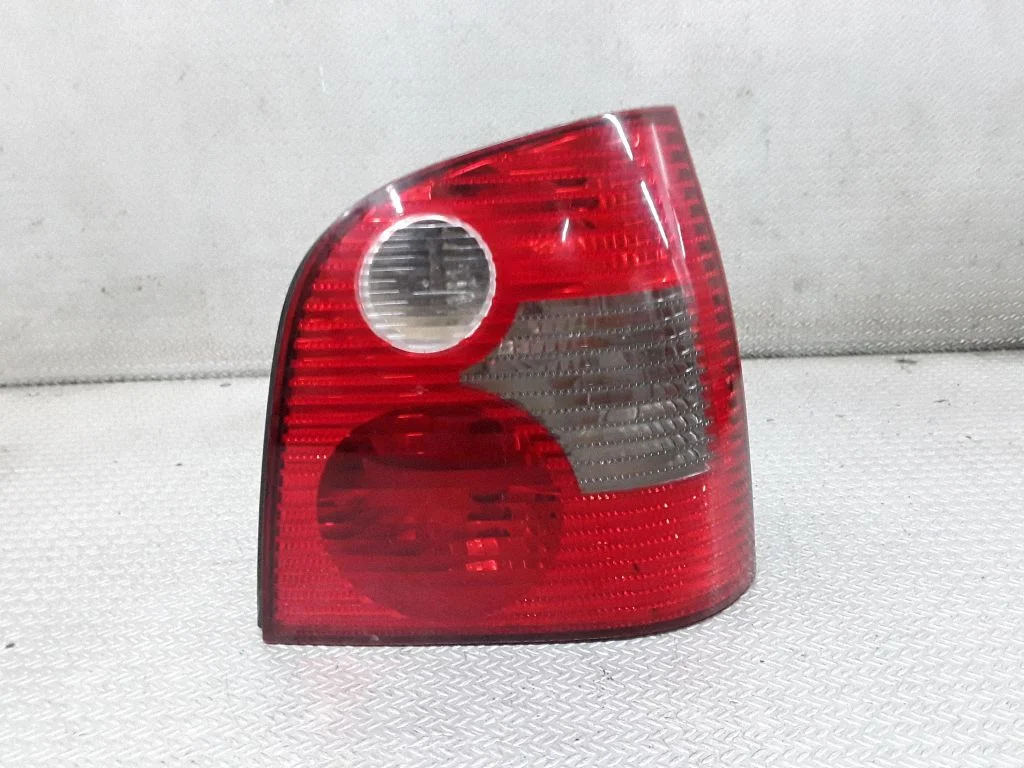 Rear/tail lights – Volkswagen Polo (2002-2005)