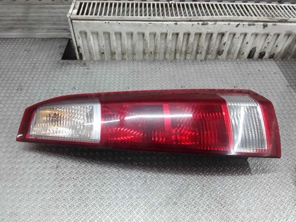 Rear/tail lights – Opel Meriva A (2003-2010)