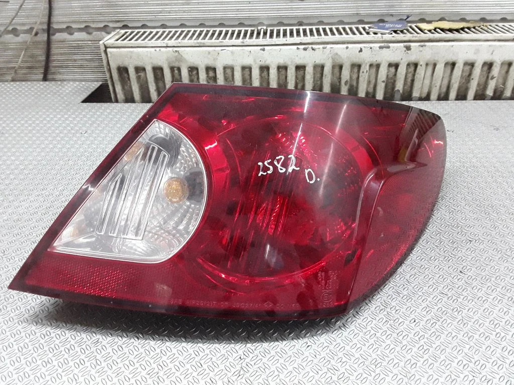 Rear/tail lights 05303986AD – Chrysler Sebring (ST-22 - JR) (2000-2007)