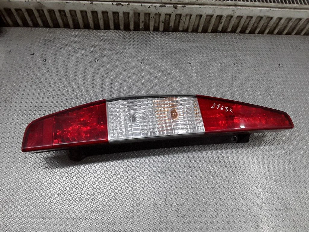 Tagatuli keres 040610999000 – Fiat Doblo (2000-2009)