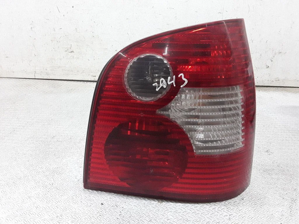 Rear/tail lights – Volkswagen Polo (2002-2005)