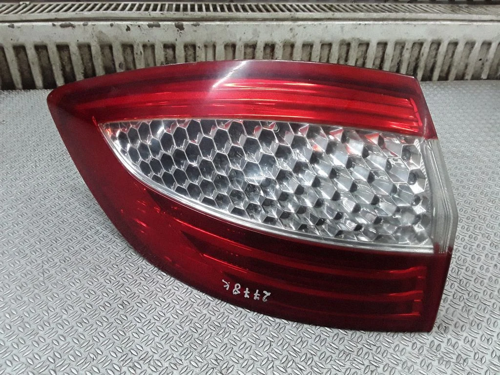 Rear/tail lights – Ford Mondeo MK IV (2007-2014)