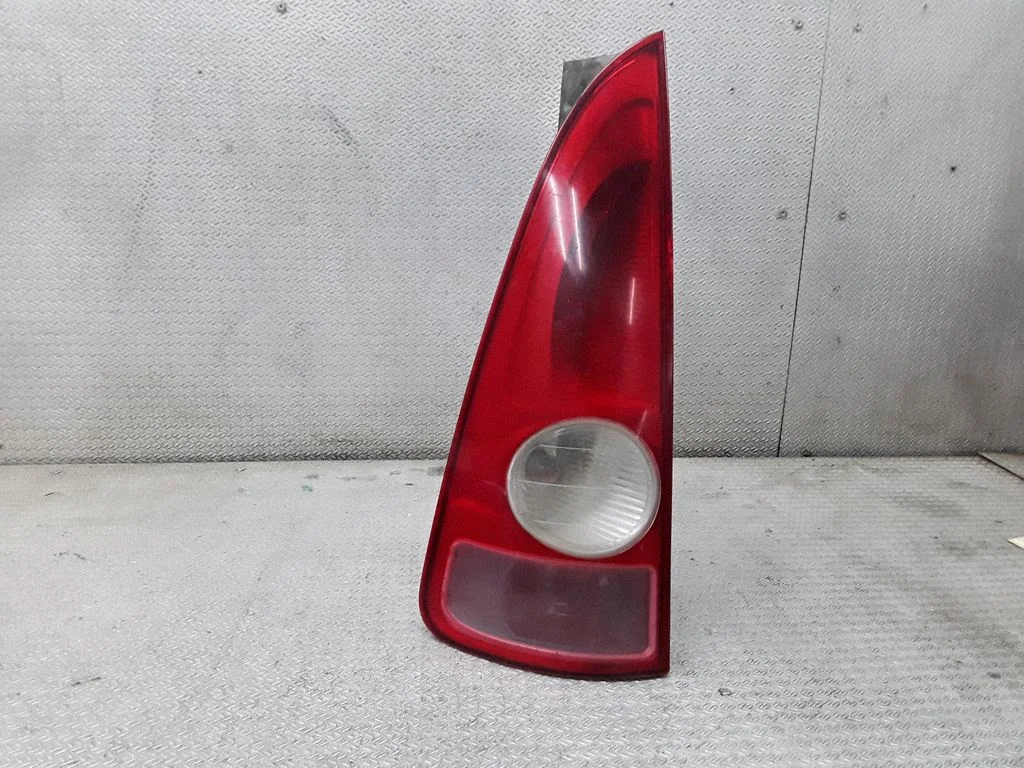 Lampa tylna w błotniku – Renault Espace - Grand espace IV (2004-2014)