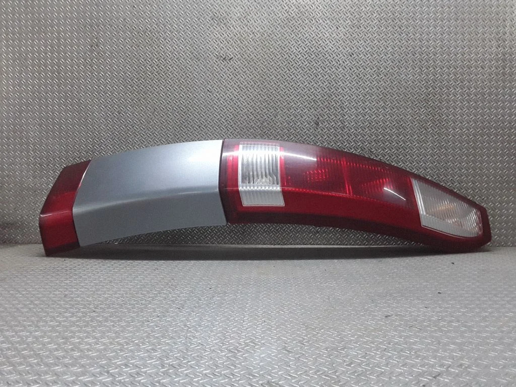 Rear/tail lights – Opel Meriva A (2003-2010)