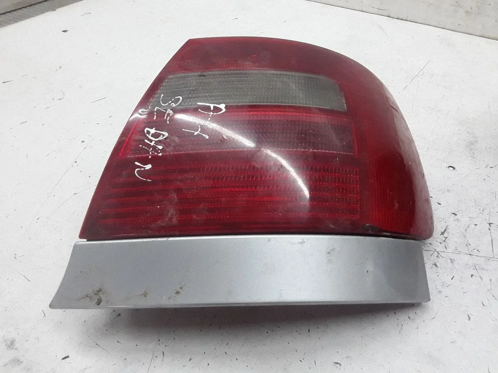 Rear/tail lights – Audi A4 S4 B5 8D (1994-1999)