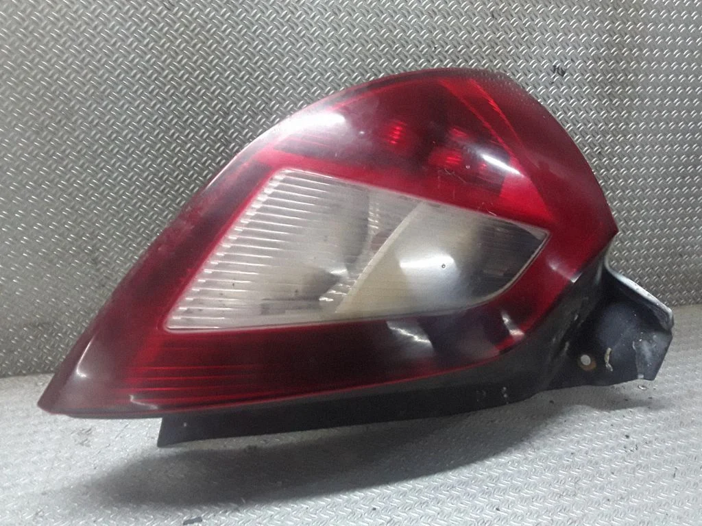 Rear/tail lights – Renault Megane II (2006-2008)