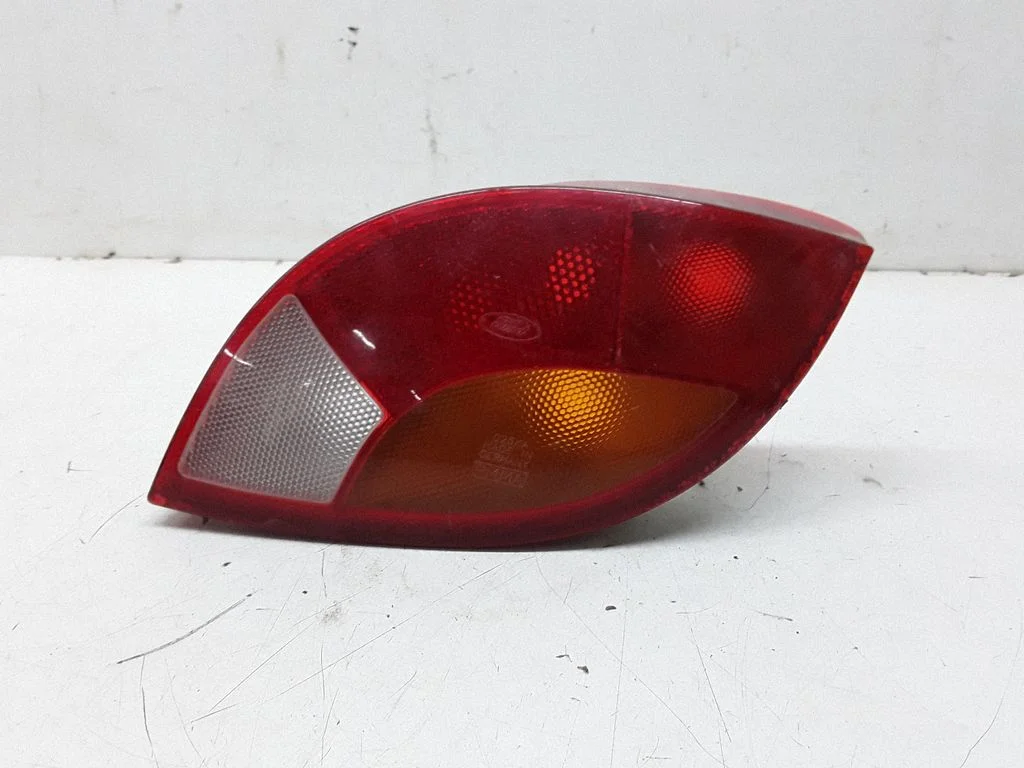 Rear/tail lights 393666 – Ford Ka (1996-2008)
