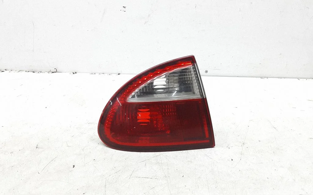 Aizmugurējais lukturis virsbūvē – Seat Leon (1M) (1998-2006)