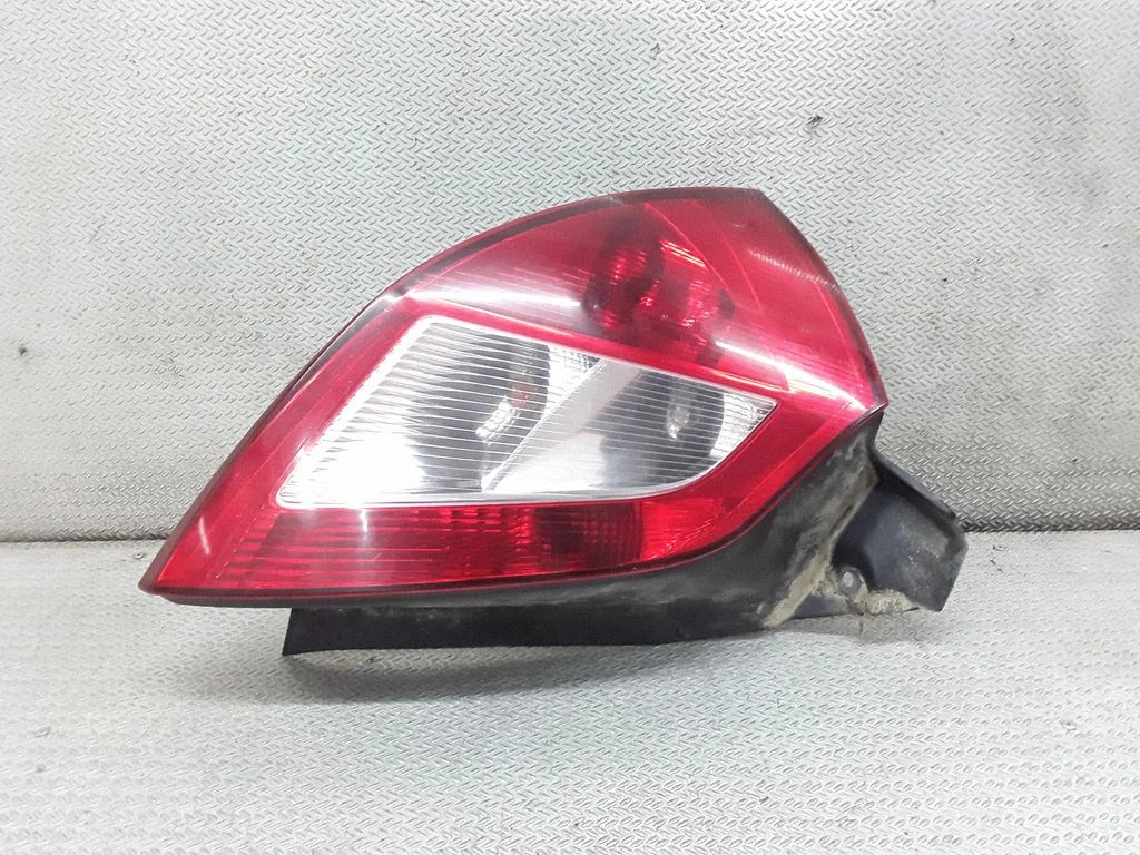 Rear/tail lights – Renault Megane II (2002-2005)
