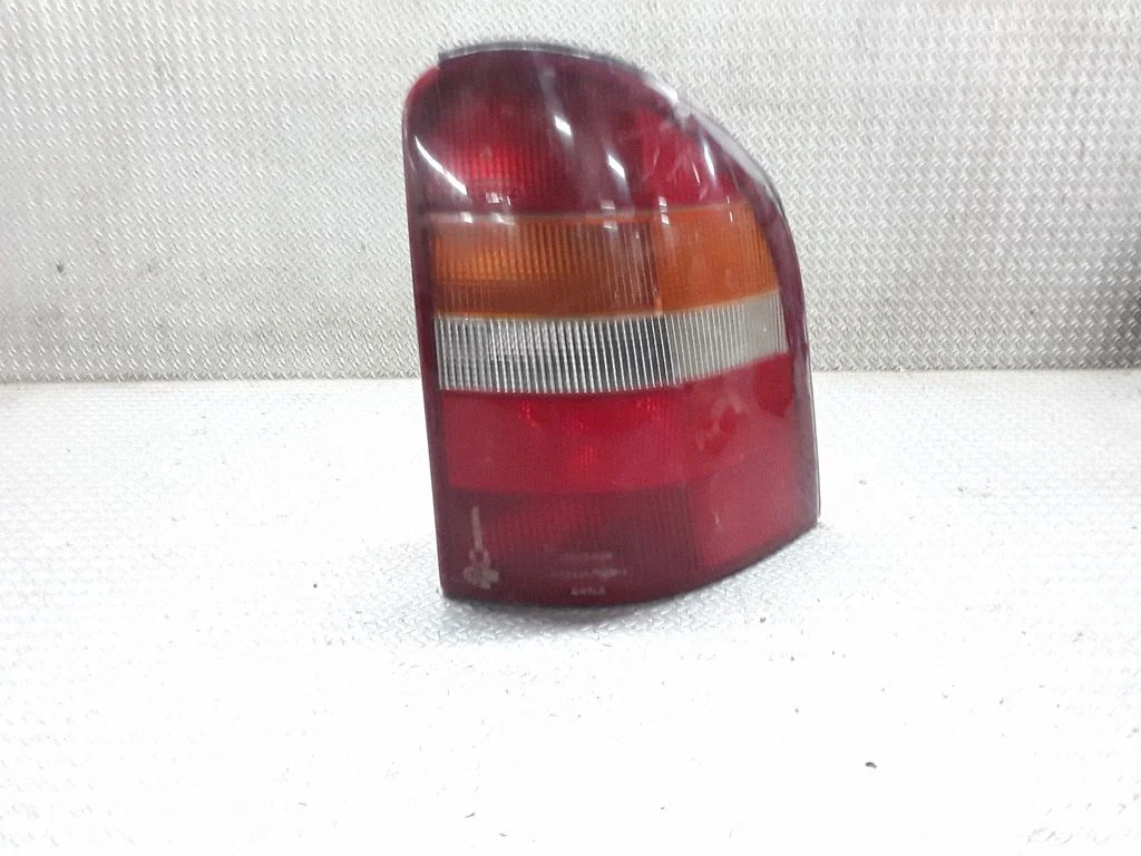 Rear/tail lights – Ford Mondeo MK I (1993-1996)