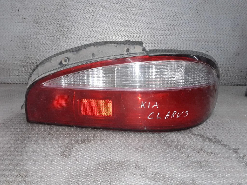 Rear/tail lights – KIA Clarus (1997-1999)