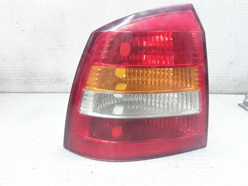 Rear/tail lights – Opel Astra G (1998-2009)