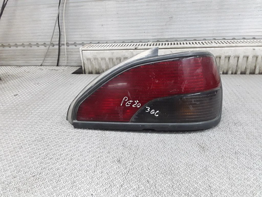 Lampa tylna w błotniku 2246