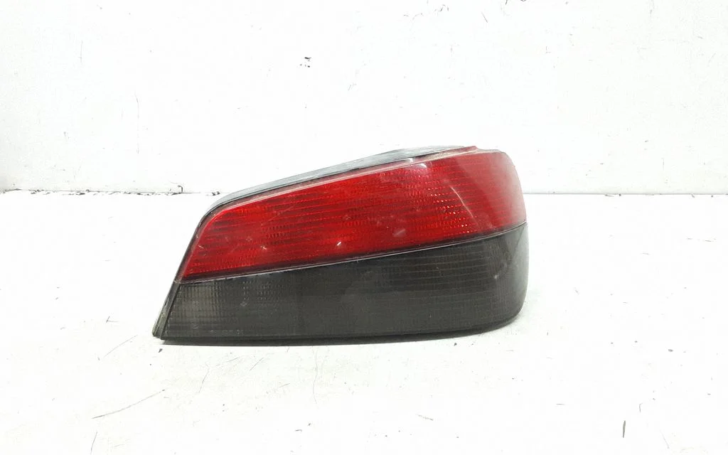 Lampa tylna w błotniku 2321