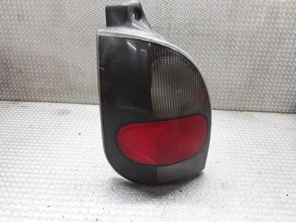 Rear/tail lights – Renault Espace III (1997-2003)