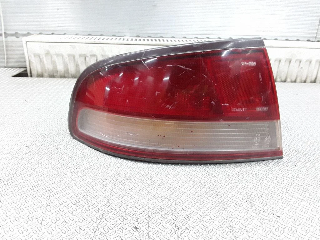 Lampa tylna w błotniku 0431612