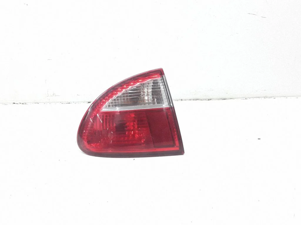 Aizmugurējais lukturis virsbūvē – Seat Leon (1M) (1998-2006)