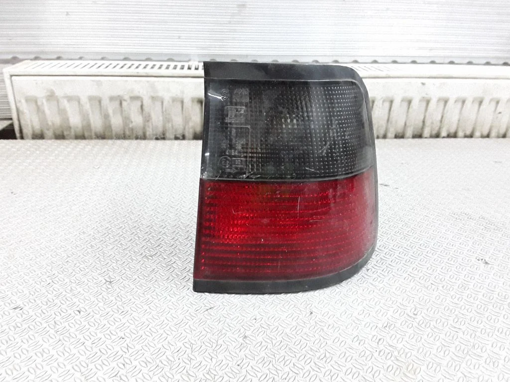 Lampa tylna w błotniku 290902