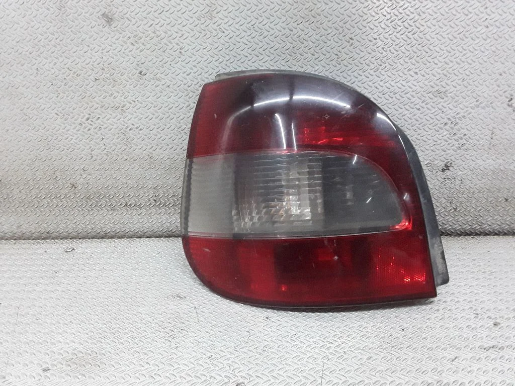 Rear/tail lights – Renault Scenic I (1996-2003)