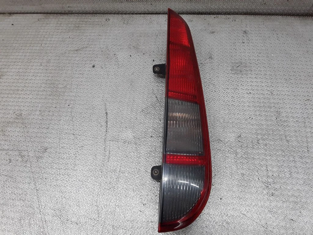 Rear/tail lights 4M5113404F