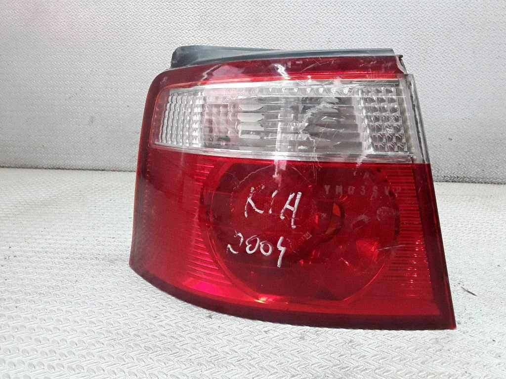 Lampa tylna w błotniku OK2FB51140