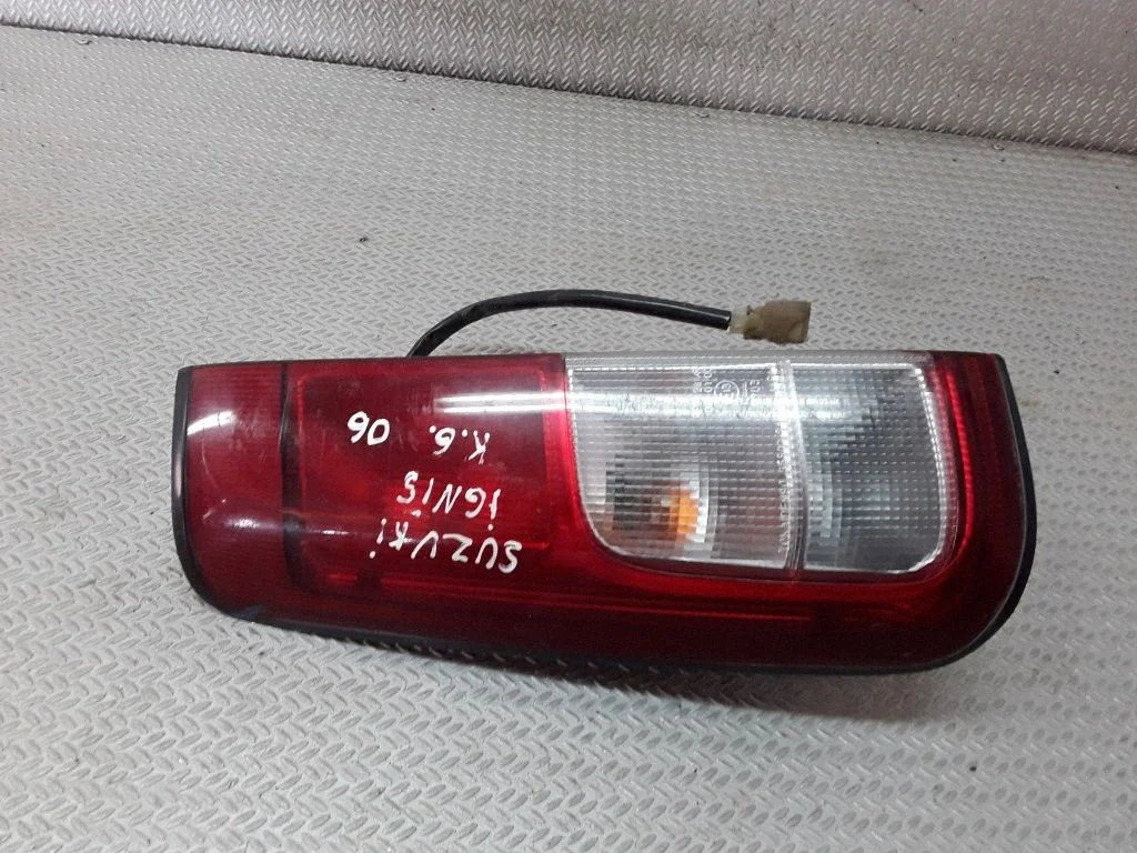 Lampa tylna w błotniku 3565574G