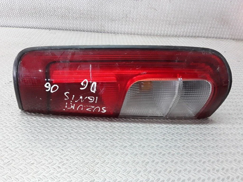 Lampa tylna w błotniku 3565574G