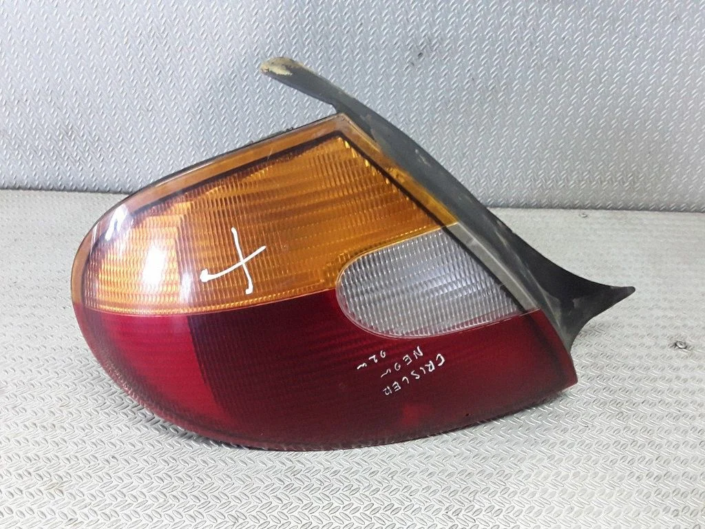 Tagatuli keres – Chrysler Neon II (2000-2005), vasak