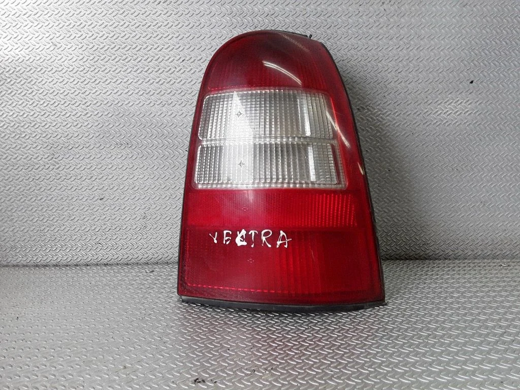 Rear/tail lights – Opel Vectra B (1996-2002)