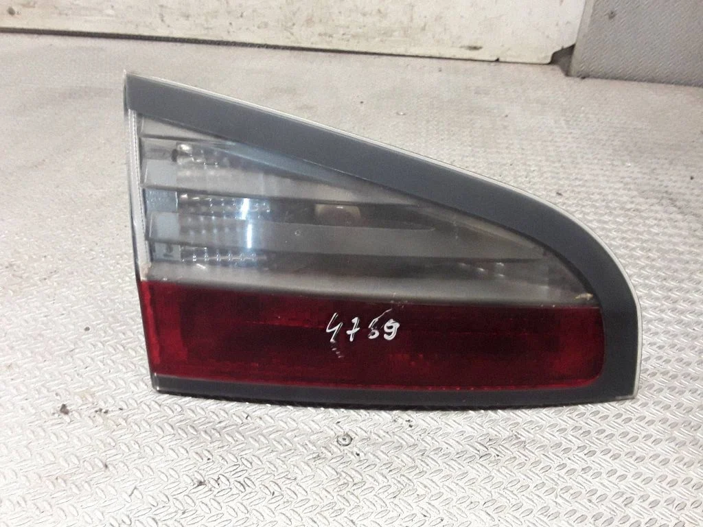 Lampa tylna w klapie – Ford S-MAX (2006-2015)