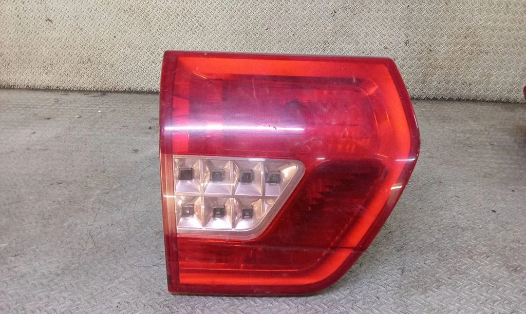 Tailgate rear/tail lights – Citroen C5 (2008-2016)