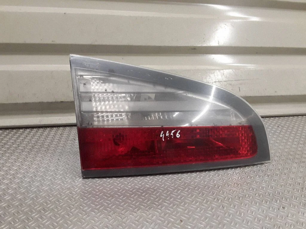Lampa tylna w klapie – Ford S-MAX (2006-2015)