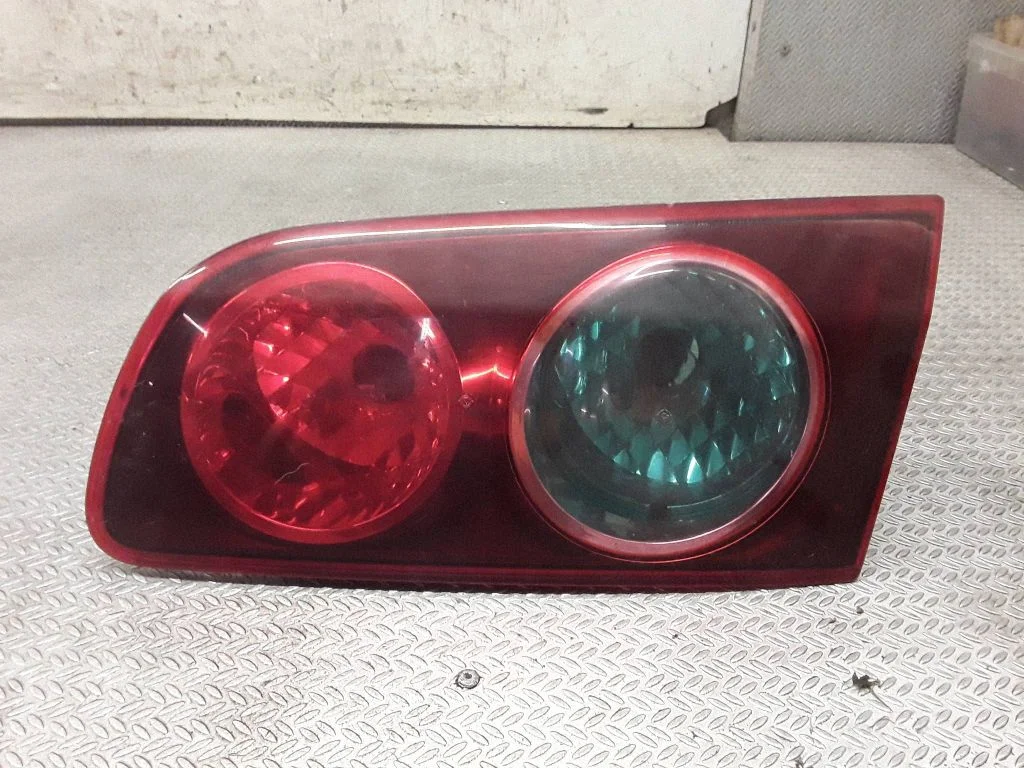 Tailgate rear/tail lights – Fiat Croma (2006-2016)