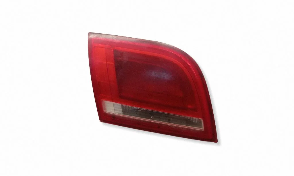 Lampa tylna w klapie – Audi A3 S3 8P (2003-2012)