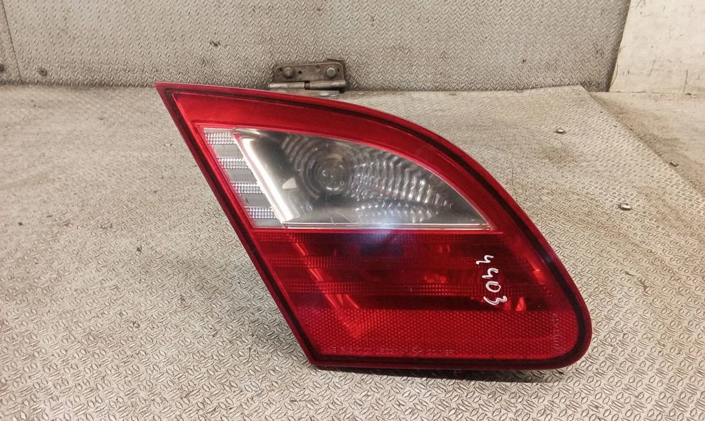 Lampa tylna w klapie – Chrysler Sebring (JS) (2006-2010)
