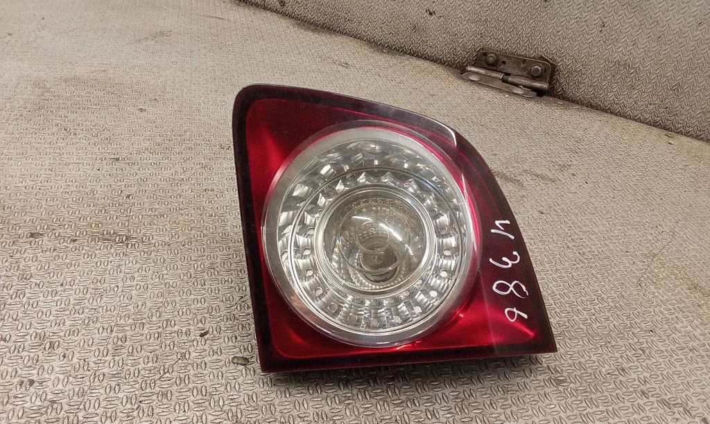 Lampa tylna w klapie 5M0945094H