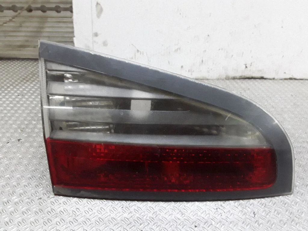 Lampa tylna w klapie – Ford S-MAX (2006-2015)