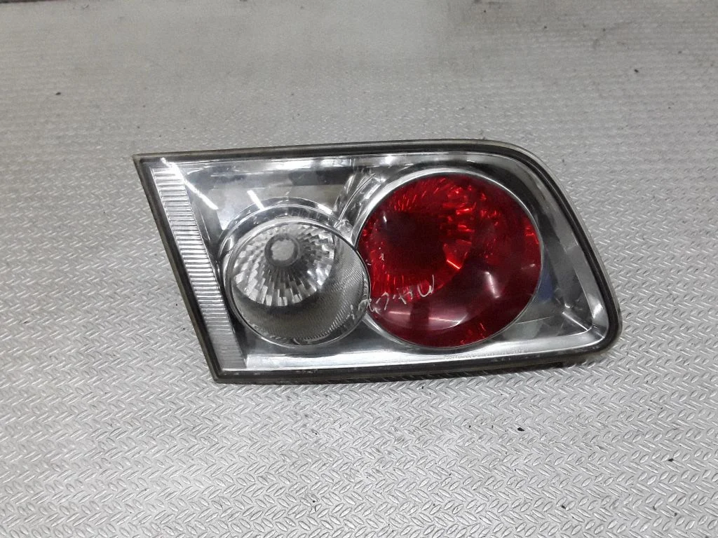 Tailgate rear/tail lights – Mazda 6 (2002-2008)