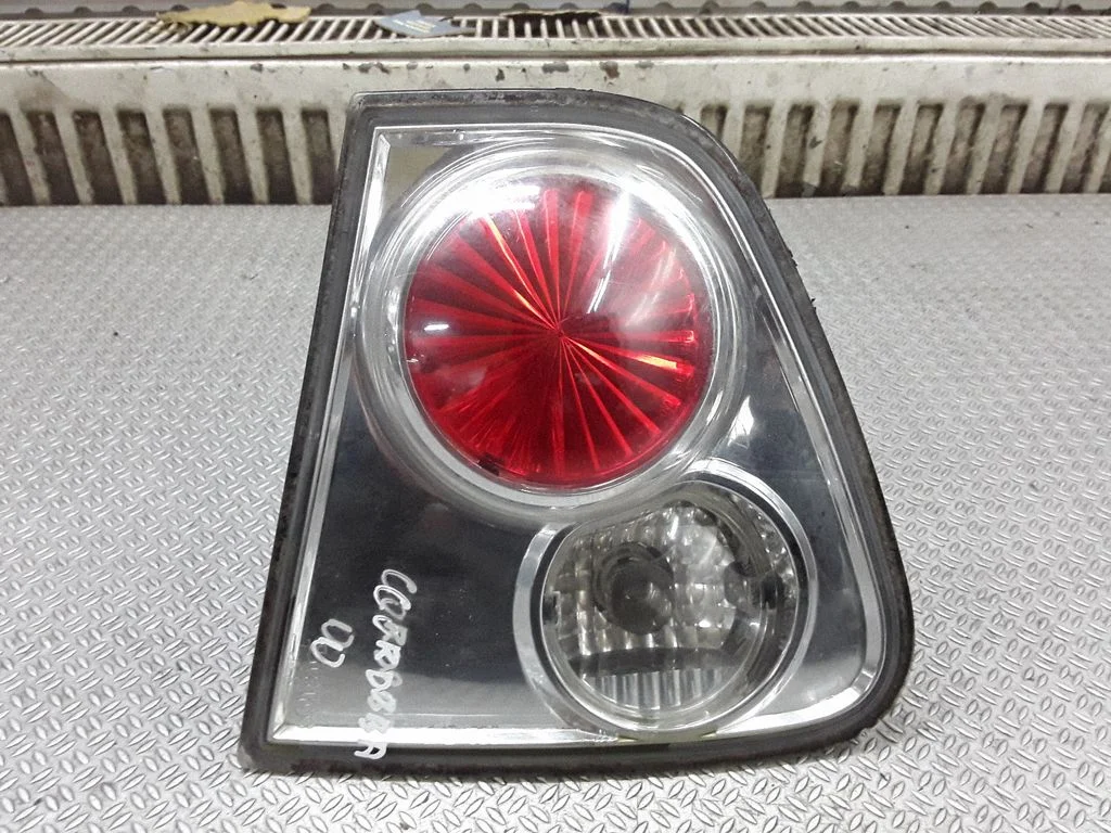 Aizmugurējais lukturis bagāžnieka vākā – Seat Cordoba (6K) (1999-2002)