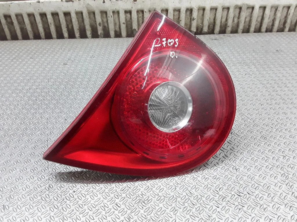 Lampa tylna w klapie 1K6945094E